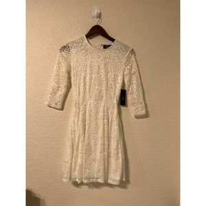 Lulus Lace Dress Sz S NWTS
